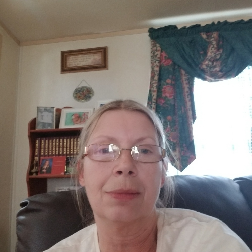 Meet your Posher, Gayla